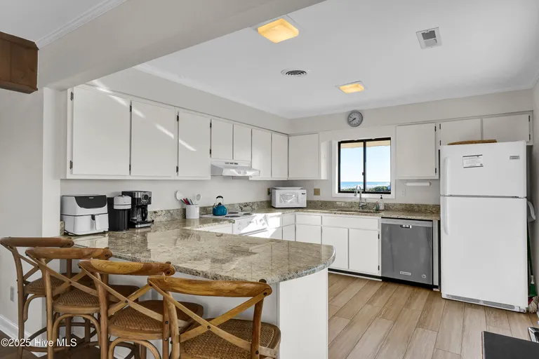 Wilmington, NC Real Estate | View 138 Beach | Listing | View 21