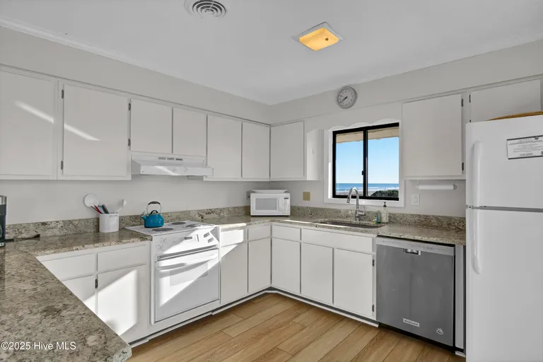 Wilmington, NC Real Estate | View 138 Beach | Listing | View 22