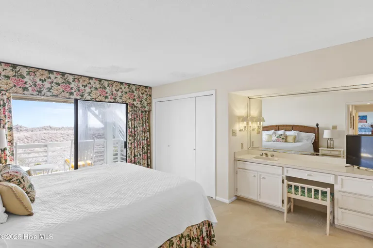 Wilmington, NC Real Estate | View 330 Beach | Listing | View 31
