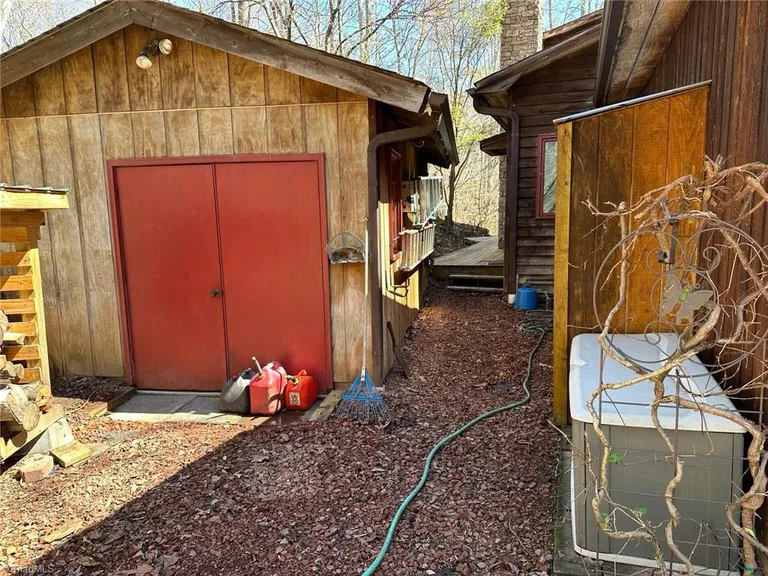 7028 Discovery Lane, Walkertown, NC 27051 Property for sale