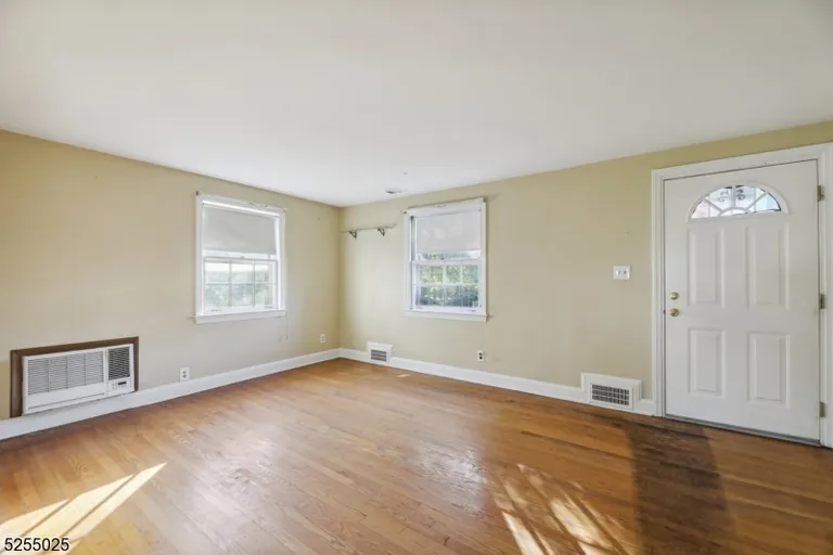 1823 Vauxhall Rd, Union Twp., NJ 07083 Property for sale