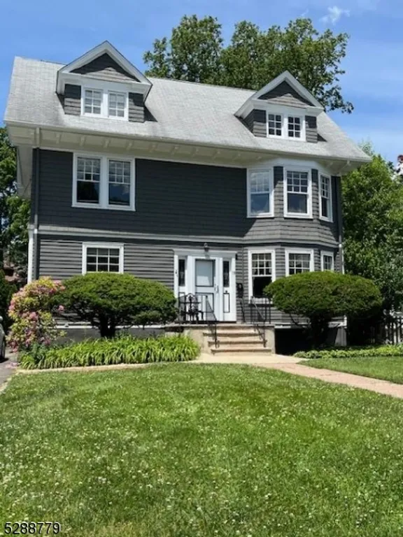 18 Hillside Ave, Glen Ridge Boro Twp., NJ 07028 Property for sale