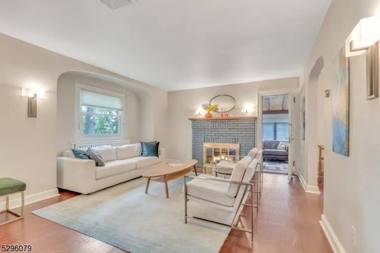 New York City Real Estate | View 29 Hillview Ter | Listing | View 10