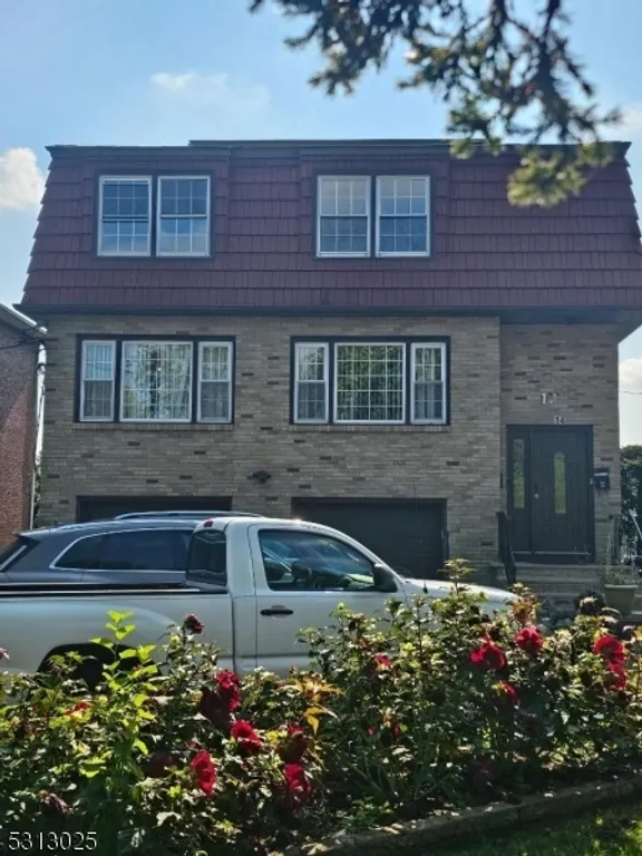 14 Riverside Ave, Lyndhurst Twp., NJ 07071 Property for rent