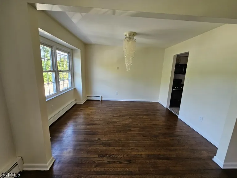 14 Riverside Ave, Lyndhurst Twp., NJ 07071 Property for rent
