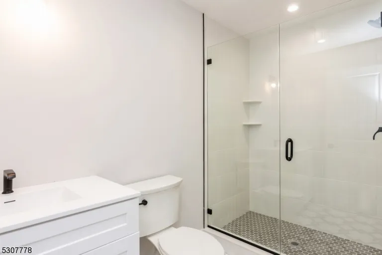 238 Oak Tree Rd, Mountainside Boro, NJ 07092 Property for sale