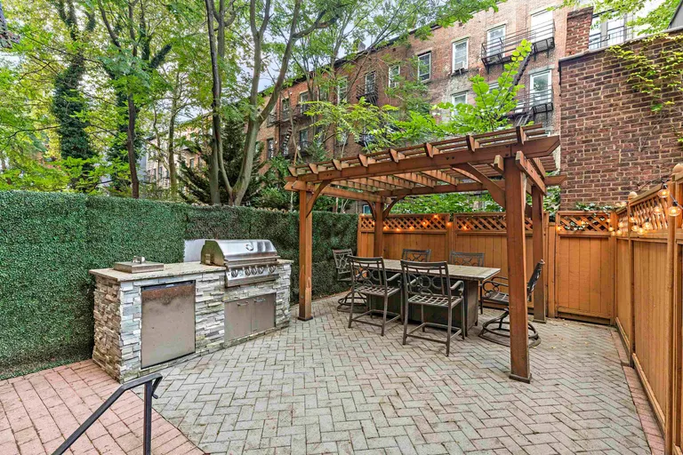 New York City Real Estate | View 1030 HUDSON ST, 1 | 2 Beds, 2 Baths | View 1