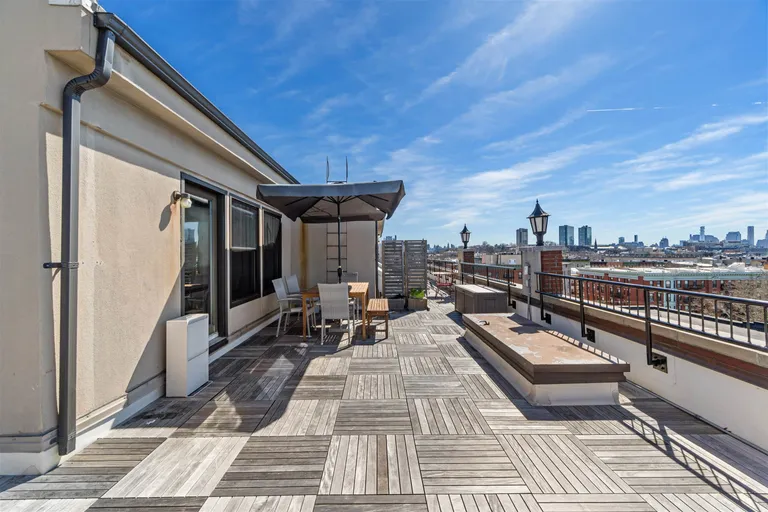 New York City Real Estate | View 1015 GRAND ST, 5A | 2 Beds, 1 Bath | View 1
