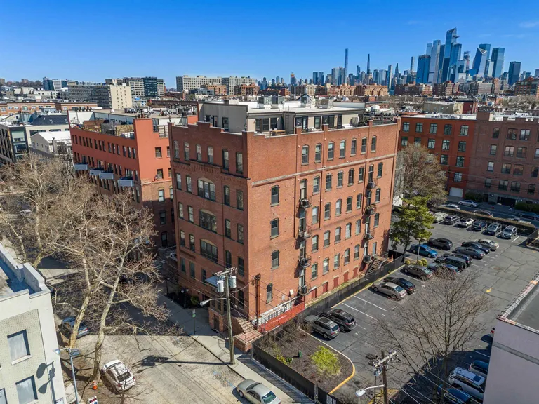New York City Real Estate | View 1015 GRAND ST, 5A | Listing | View 26