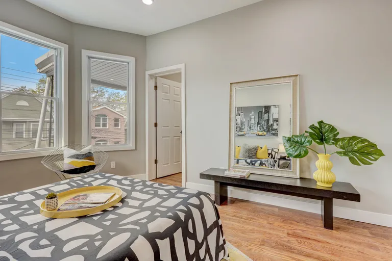 New York City Real Estate | View 280 CLAREMONT AVE | Listing | View 7