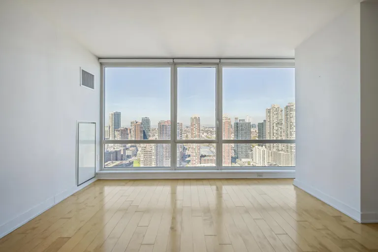 New York City Real Estate | View 2 2ND ST, 3607 | Listing | View 3
