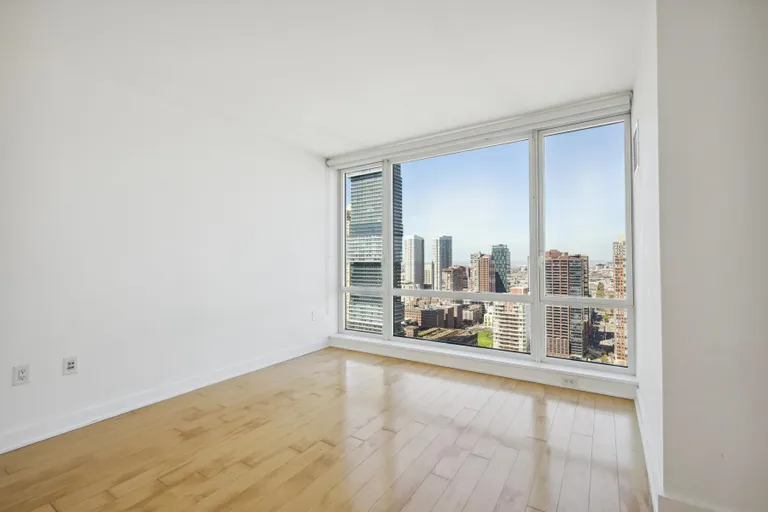 New York City Real Estate | View 2 2ND ST, 3607 | Listing | View 9