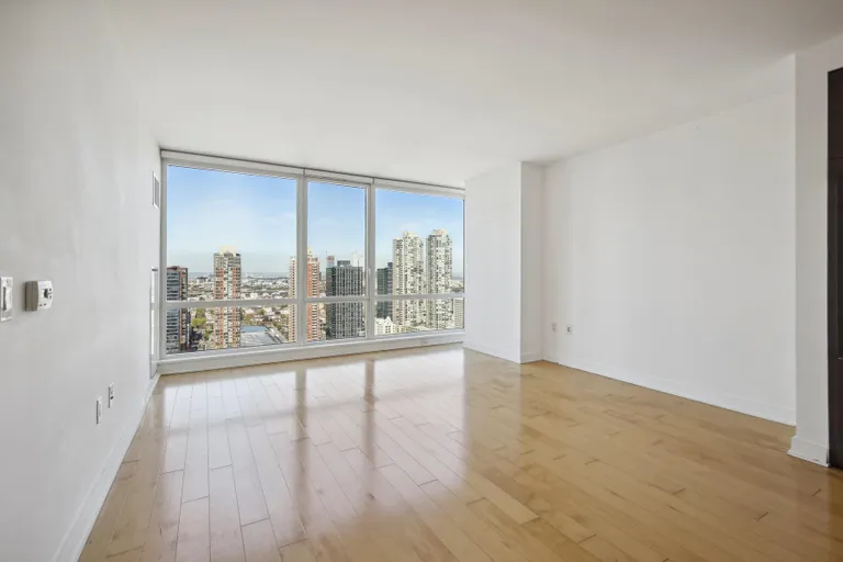 New York City Real Estate | View 2 2ND ST, 3607 | Listing | View 6