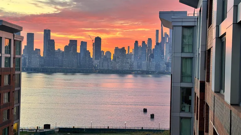 New York City Real Estate | View 11 AVENUE AT PORT IMPERIAL, 1115 | Listing | View 4