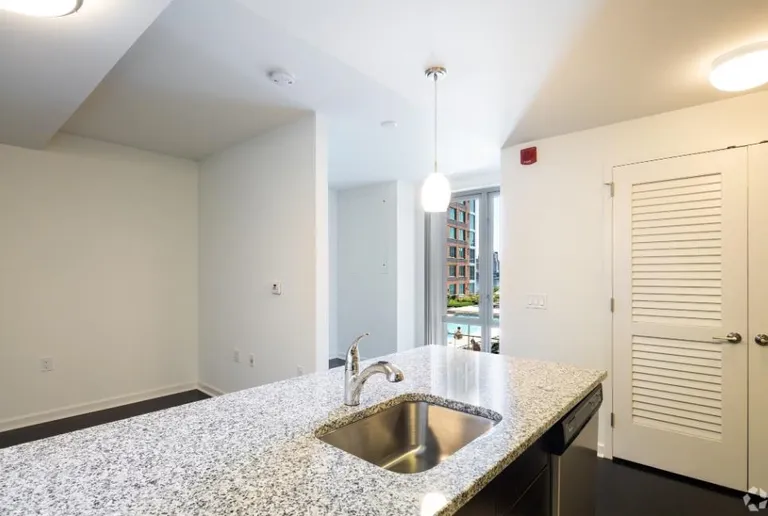 New York City Real Estate | View 11 AVENUE AT PORT IMPERIAL, 1115 | Listing | View 6