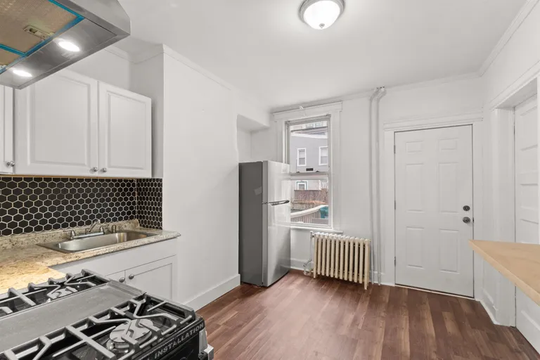 78 COURT HOUSE PL #1 JC Journal Square NJ 07306 Property for rent