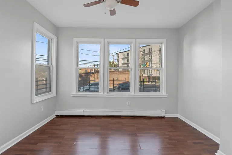 35 MCADOO AVE 1, JC, Greenville, NJ 07304 Property for rent