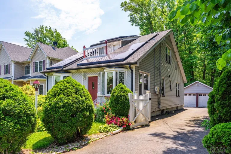 299 Avenel, Avenel, NJ 07001 Property for sale