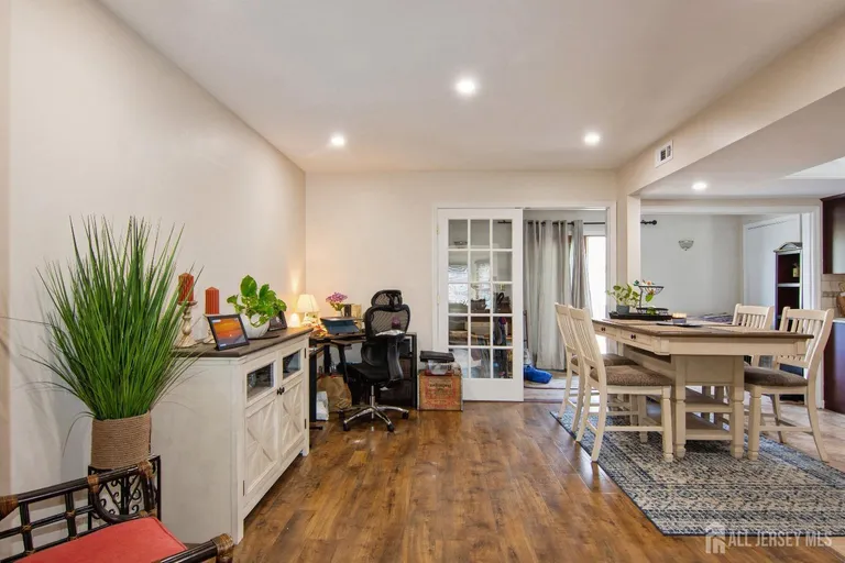 166 Devon Court Old Bridge NJ 08857 Property for sale