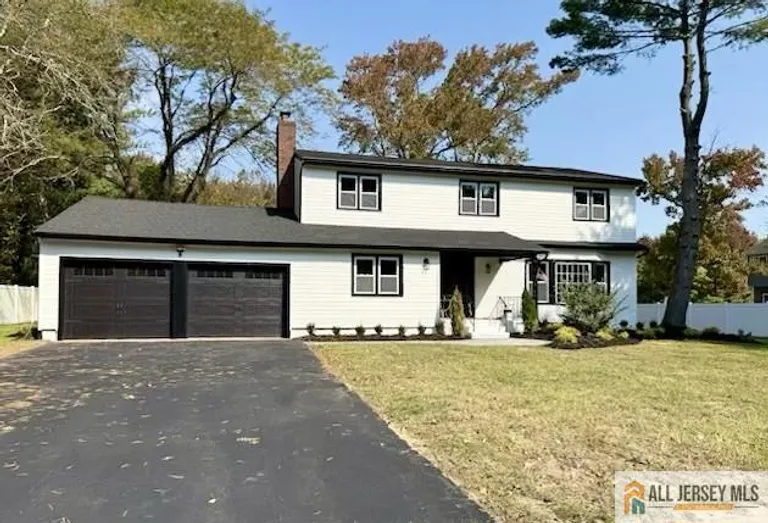 11 Margie, East Brunswick, NJ 08816 Property for sale