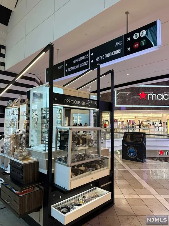 Store Coming To Garden State Plaza