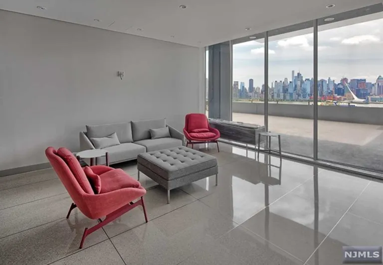 New York City Real Estate | View 6050 East John F Kennedy Boulevard, 4J | Listing | View 31
