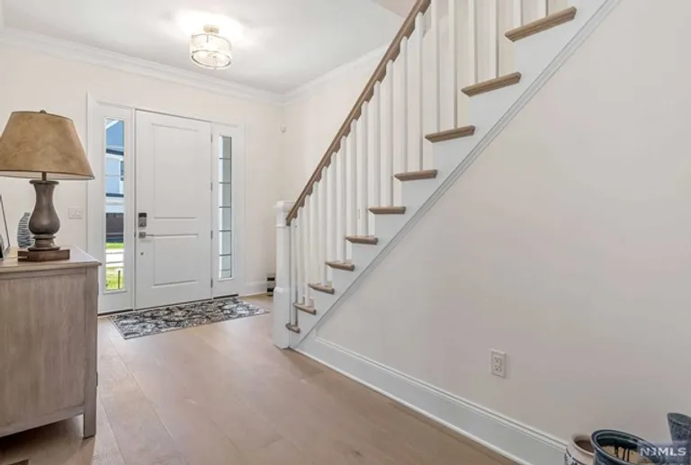 New York City Real Estate | View 157 Woodmont Circle | Listing | View 6