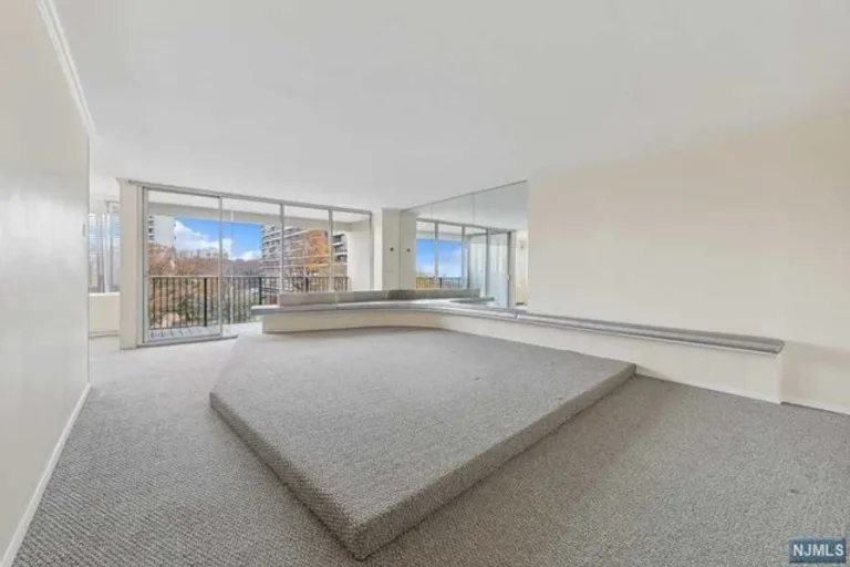 New York City Real Estate | View 5 Horizon Road, 311/312 | Listing | View 17