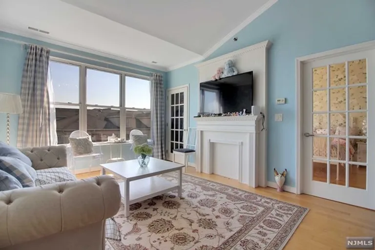 New York City Real Estate | View 26 Ave At Port Imperial, 402 | Listing | View 7