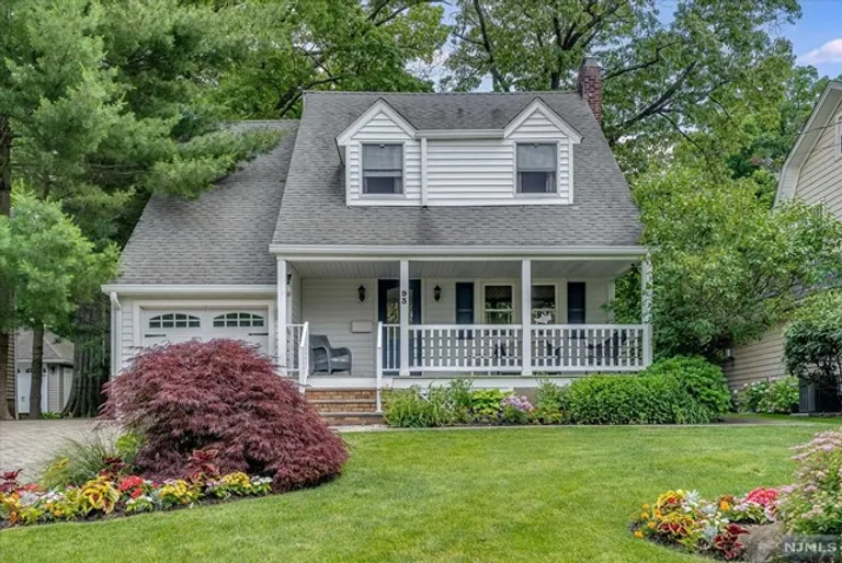 Bergen County Real Estate | View 93 Glen | 5 Beds, 3 Baths | View 1