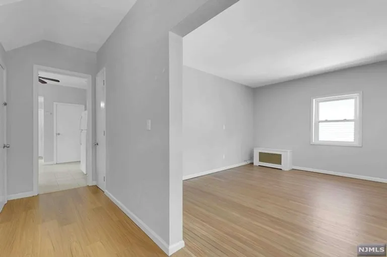 New York City Real Estate | View 2061 Ellery Avenue, 1st floor | Listing | View 15
