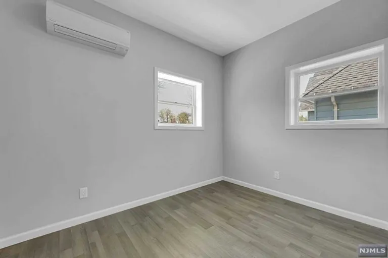 New York City Real Estate | View 2061 Ellery Avenue, 2nd Floor | Listing | View 7