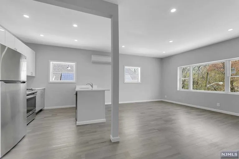 New York City Real Estate | View 2061 Ellery Avenue, 2nd Floor | Listing | View 6