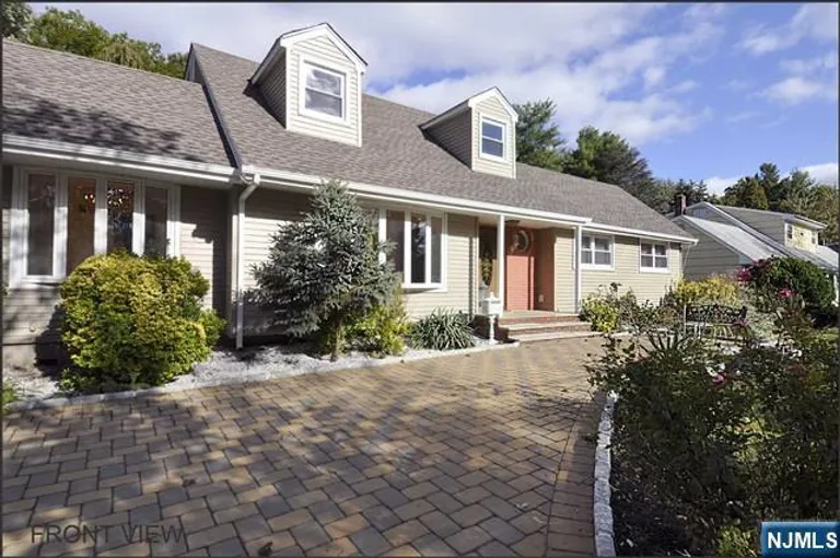 Bergen County Real Estate | View 14 Palm | 4 Beds, 3 Baths | View 1