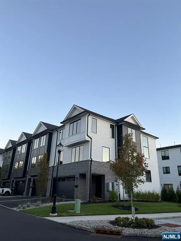 Bergen County Real Estate | View 7 Skye, 7 | Listing | View 16