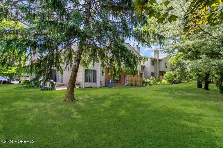 18 White Swan, Brick, NJ 08723 Property for sale