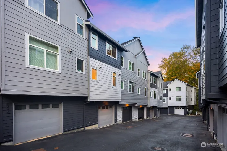 2243 NW Moraine Place, Issaquah, WA 98027 Property for sale