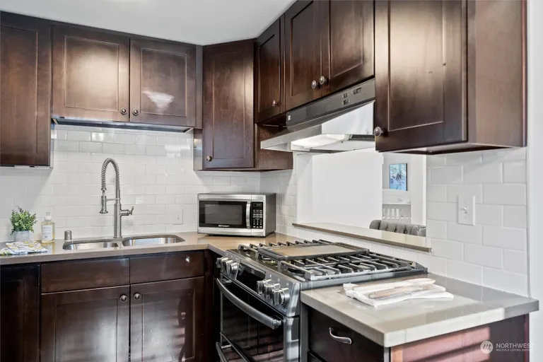 New York City Real Estate | View 13332 30th Avenue Ne | Listing | View 14