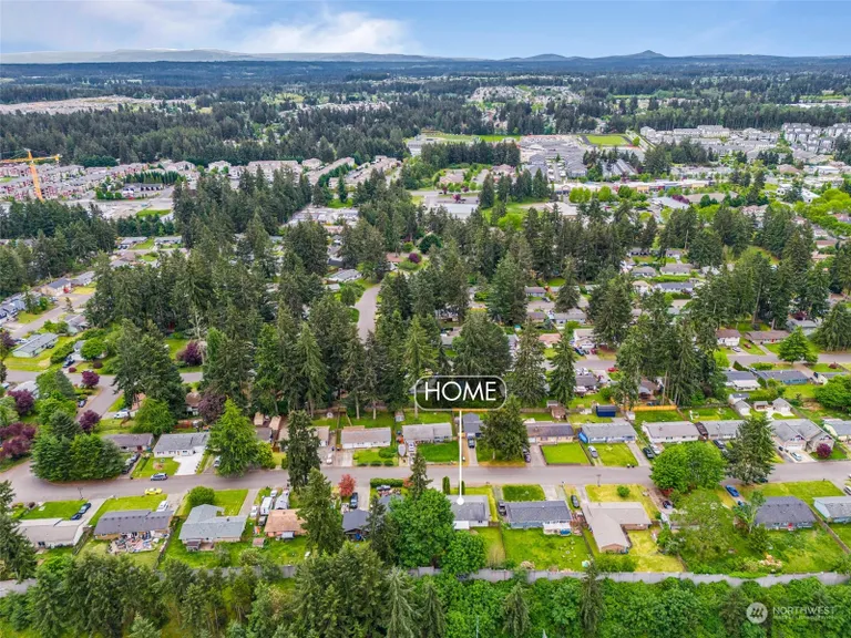 8840 Quinault Loop NE, Olympia, WA 98516 Property for sale