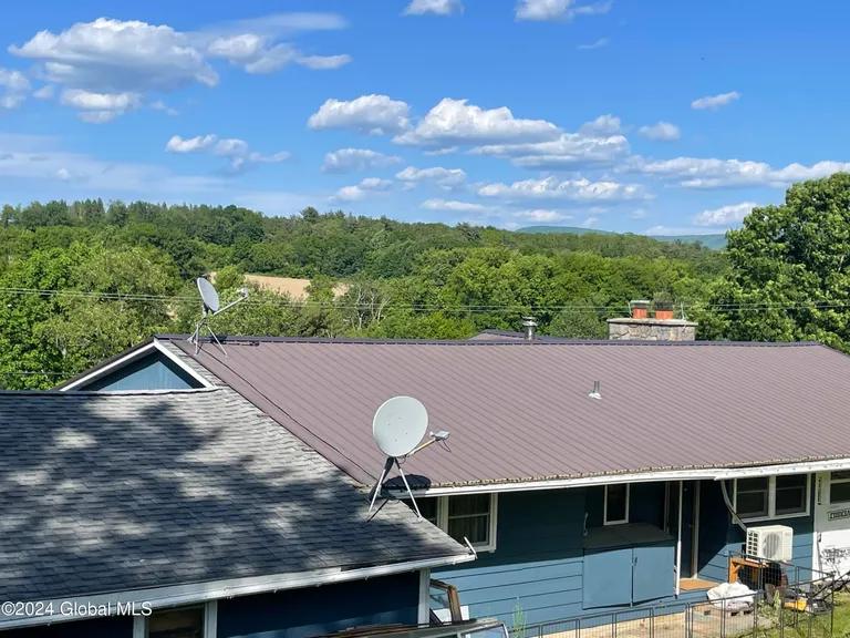 143 Pine Valley, Hoosick, NY 12089 Property for sale