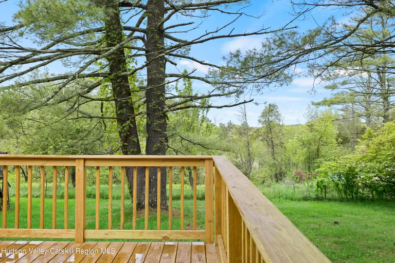 843 Indian Ridge, Earlton, NY 12058 Property for sale