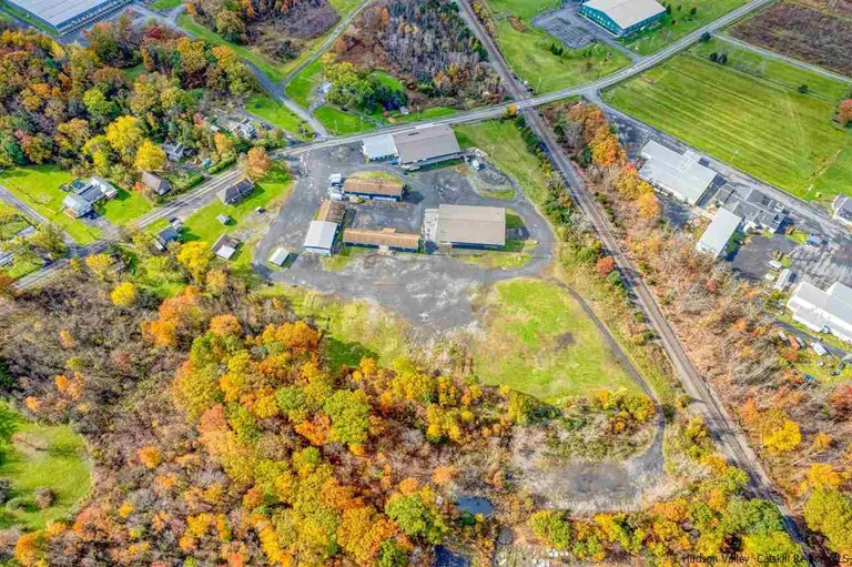 Hudson Valley Real Estate | View 168 Malden Turnpike, Bldg 4 | Listing | View 21