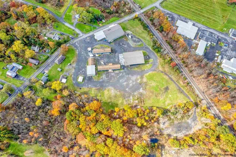 Hudson Valley Real Estate | View 168 Malden Turnpike, Bldg 4 | Listing | View 22