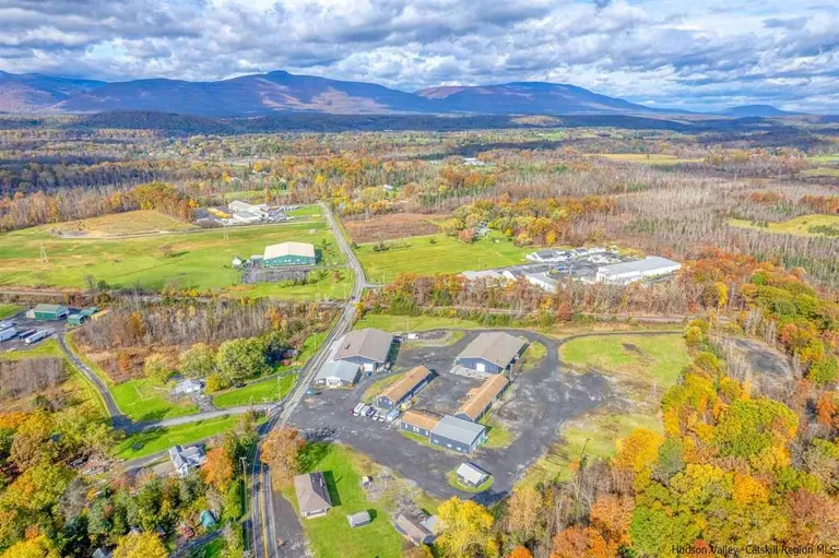 Hudson Valley Real Estate | View 168 Malden Turnpike, Bldg 4 | Listing | View 16
