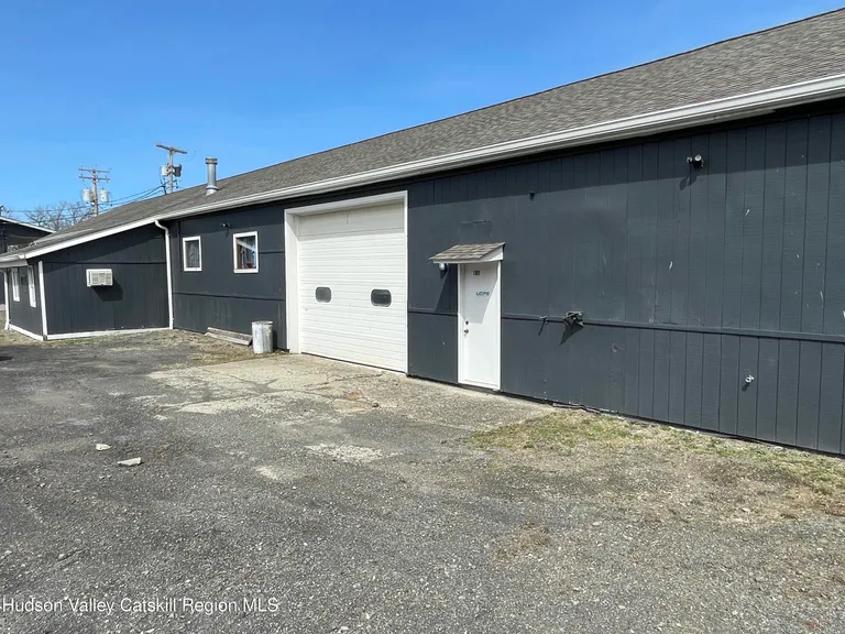 Hudson Valley Real Estate | View 168 Malden Turnpike, Bldg 4 | Listing | View 8