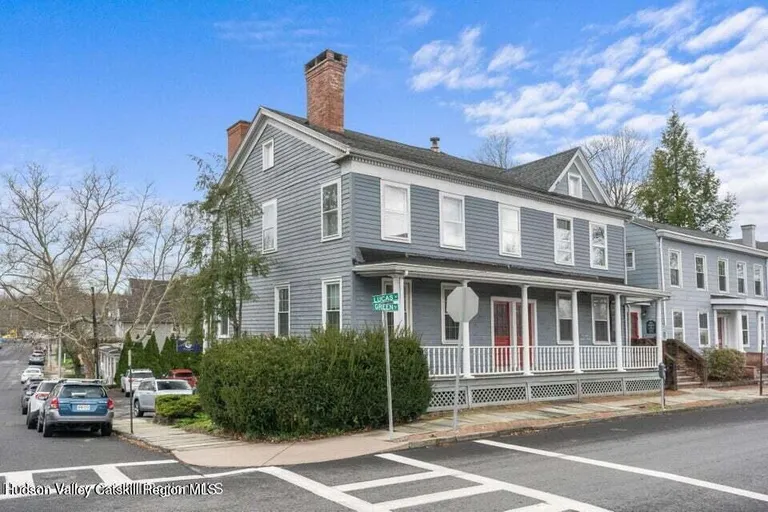 Hudson Valley Real Estate | View 159 Green Street, 24 | Listing | View 11
