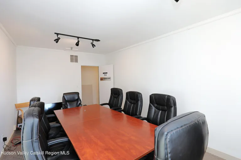 Hudson Valley Real Estate | View 159 Green Street, 24 | Listing | View 8