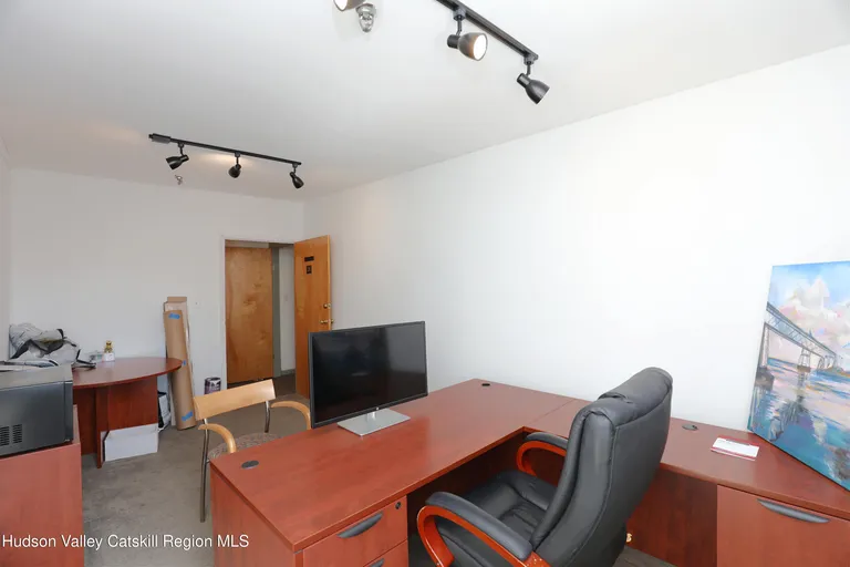 Hudson Valley Real Estate | View 159 Green Street, 24 | Listing | View 5