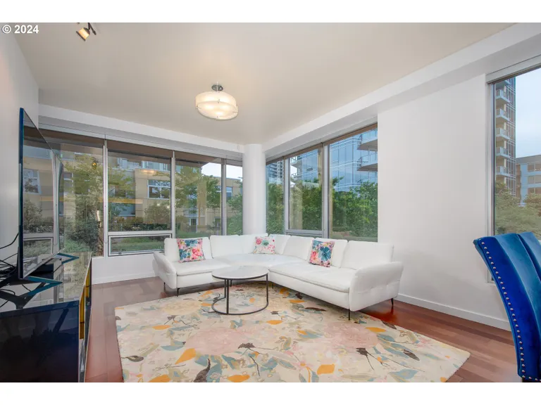 New York City Real Estate | View 836 S CURRY, 200 | Listing | View 14