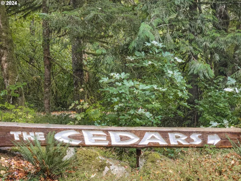 24686 E CEDAR HILL, Welches, OR 97067 Property for sale